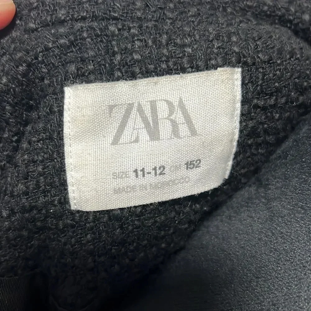 Zara || Kids Textured Pocket Coat size 11-12 Girls in black